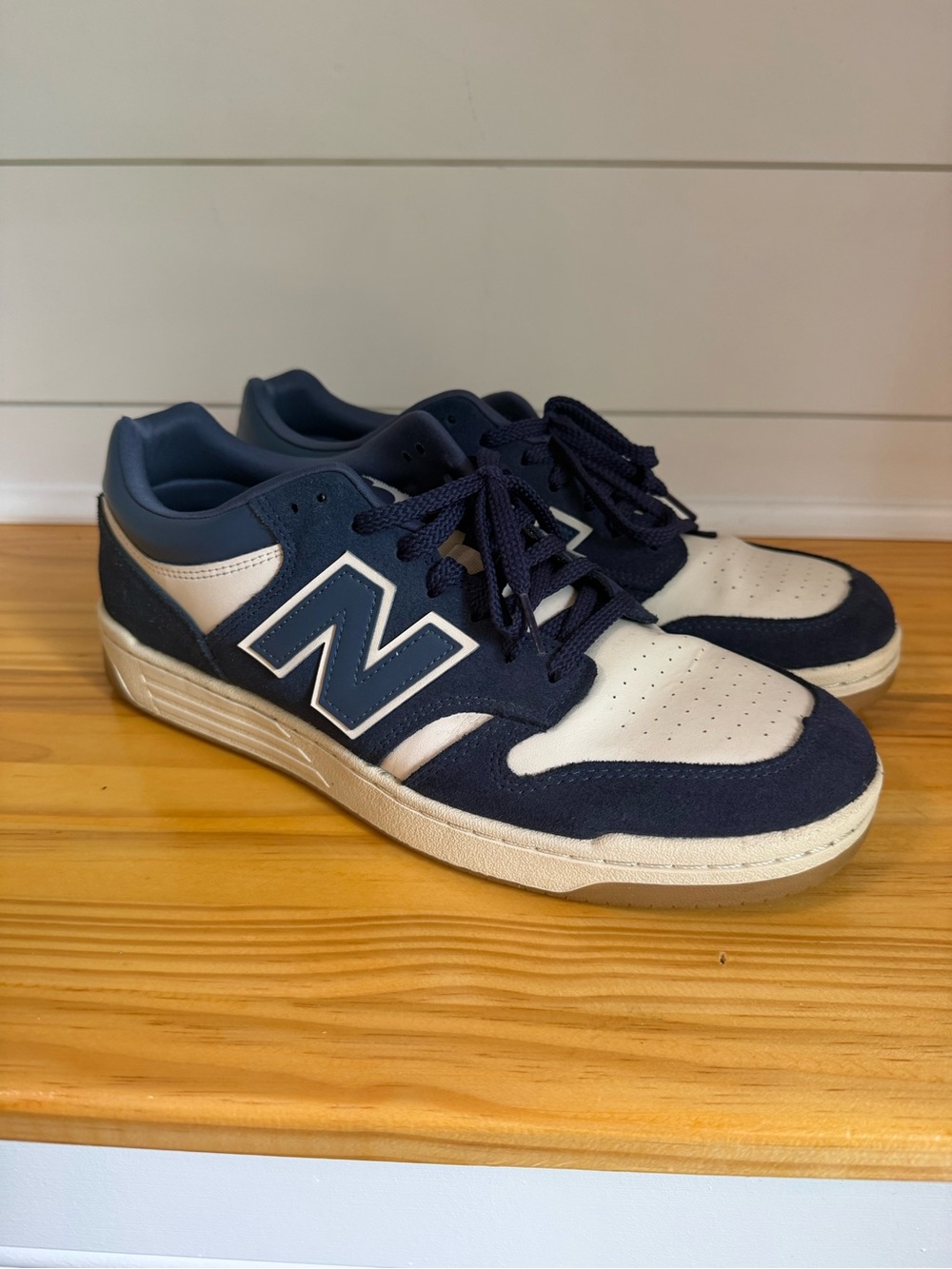 New Balance Navy & White Classic 'N' Low-Top Sneakers